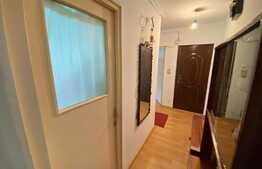Apartament de 2 camere, decomandat, 40 mp, zona Grivitei 