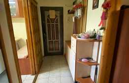 Apartament 3 camere, decomandat, 68 mp, cu parcare, zona Plopilor