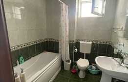 Apartament 2 camere, 62 mp, posibilitate recompartimentare, zona Bucuresti