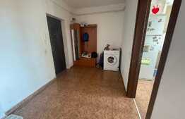 Apartament 2 camere, 62 mp, posibilitate recompartimentare, zona Bucuresti