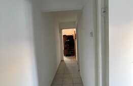 Apartament 3 camere, 65 mp, etaj intermediar, Tractorul