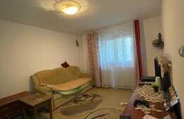 Apartament 3 camere, 65 mp, etaj intermediar, Tractorul
