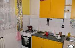 Apartament 3 camere de vanzare, 61 mp utili, zona Casa Radio, cu boxa