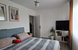 Apartament 4 camere, 143 mp, 2 nise, parcare, zona Teilor