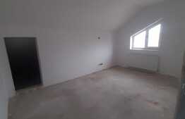 Apartament 4 camere, 143 mp, 2 nise, parcare, zona Teilor