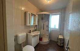 Apartament 2 camere, 50 mp, 2 balcoane inchise, parcare, zona Eroilor