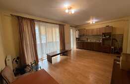 Apartament 2 camere, 50 mp, 2 balcoane inchise, parcare, zona Eroilor