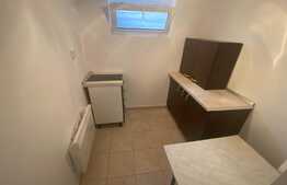 Garsonieră decomandată, 30 mp, zona Andrei Mureșanu