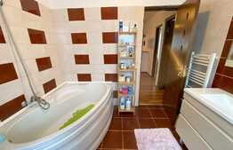 Oportunitate! Apartament 3 camere, 72 mp, terasa 12 mp, cartier Bună Ziua