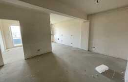 Apartament semifinisat, 3 camere, parcare subterana, zona strazii Urusagului
