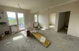 Apartament 3 camere, parcare subterana, zona Sesul de sus