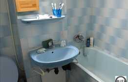 Apartament 3 camere decomandate, 74 mp utili, boxa la subsol, imobil izolat!