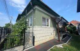 Casa individuala, 71 mp, teren 260 mp, terasa, zona Muzeul Apei 