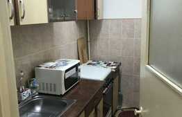 Garsoniera 30 mp, etaj intermediar, zona Racadau