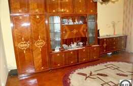 Apartament 3 camere decomandate, etaj intermediar, zona strazii dejului