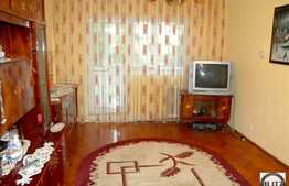 Apartament 3 camere decomandate, etaj intermediar, zona strazii dejului