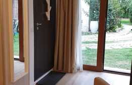 Casa cu 2 apartamente, 80 mp, zona Centrala