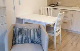 Imobil cu 2 apartamente separate, 80 mp, zona strazii Traian