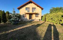 Casa la cheie, 300 mp utili, teren 2400 mp, Apahida
