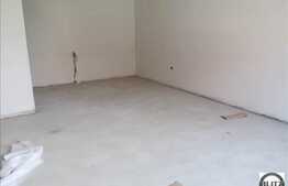 Vanzare 2 camere, 43 mp, decomandat! Semifinisat! Cu parcare!