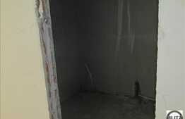 Vanzare 2 camere, 43 mp, decomandat! Semifinisat! Cu parcare!