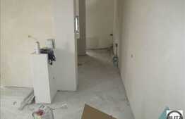 Apartament 3 camere, 70 mp plus 14 mp terasa, mansarda, zona C-tin Brancusi!