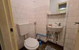 Apartament 3 camere, 70 mp, balcon, zona Piata Hermes