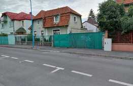 Casa 5 camere, 140 mp, 384 mp teren, zona Centrul Civic