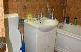 3 camere, decomandat, 74 mp, 2 parcari, zona 21 Decembrie! Mobilat modern!