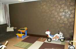 3 camere, decomandat, 74 mp, 2 parcari, zona 21 Decembrie! Mobilat modern!