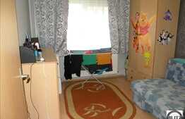 3 camere, decomandat, 74 mp, 2 parcari, zona 21 Decembrie! Mobilat modern!