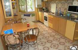 3 camere, decomandat, 74 mp, 2 parcari, zona 21 Decembrie! Mobilat modern!