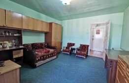 Garsoniera de 30 mp, decomandata, zona strazii Parang 