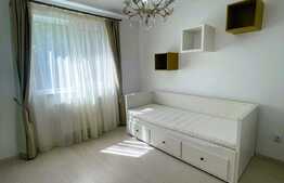 Apartament 3 camere, lux, 57mp, gradina, parcare, zona Stadionului