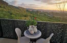 Apartament de lux, 2 camere, 44 mp, parcare subterana, zona VIVO