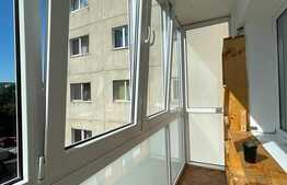 Apartament de 3 camere, balcon, 65mp, zona Pod Calvaria