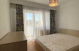 Apartament de 3 camere, balcon, 65mp, zona Pod Calvaria