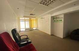 Spatiu de birou, 95 mp, parcare, ideal cabinet, zona Tribunalului