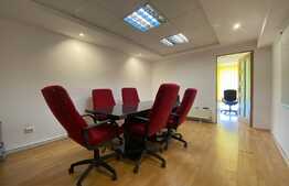 Spatiu de birou, 95 mp, parcare, ideal cabinet, zona Tribunalului