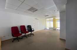 Spatiu de birou, 95 mp, parcare, ideal cabinet, zona Tribunalului