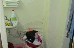 Apartament 4 camere decomandate, 85 mp utili, balcon, zona Billa!