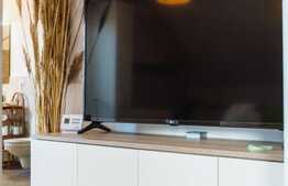 Apartament lux de 2 camere, 55 mp, prima inchiriere, in zona Tractorul