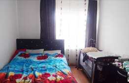 Apartament 2 camere, 50 mp, decomandat, etaj intermediar, zona Napolact