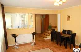 Apartament cu 3 camere, decomandat, spatios, cu finisaje moderne