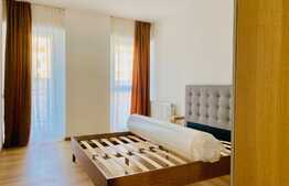 Apartament de 2 camere, 60 mp, garaj, boxa, zona Scala Center