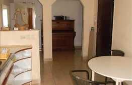 De vanzare 4 camere decomandate, 80 mp, 2 balcoane, zona strazii Plopilor!