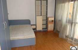 De vanzare 4 camere decomandate, 80 mp, 2 balcoane, zona strazii Plopilor!