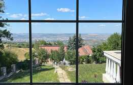 Oportunitate ! Casa cu panorama extraordinara, 300 mp utili, 2545 mp teren, Feleac