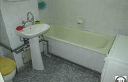 1 camera, 42 mp, decomandat, zona strazii Lombului!