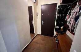 Apartament de 4 camere, 80 mp, etaj intermediar, zona Titulescu